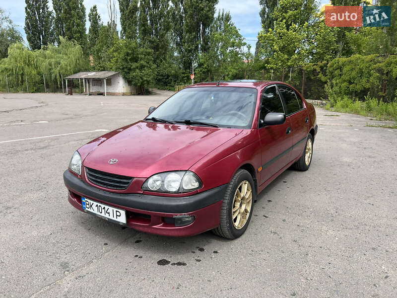 Toyota Avensis 1998