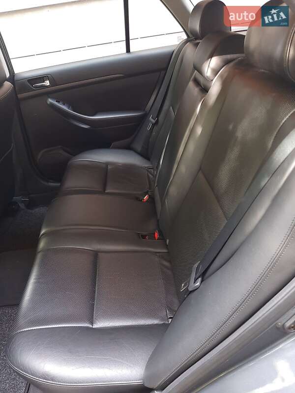 Универсал Toyota Avensis 2005 в Виннице
