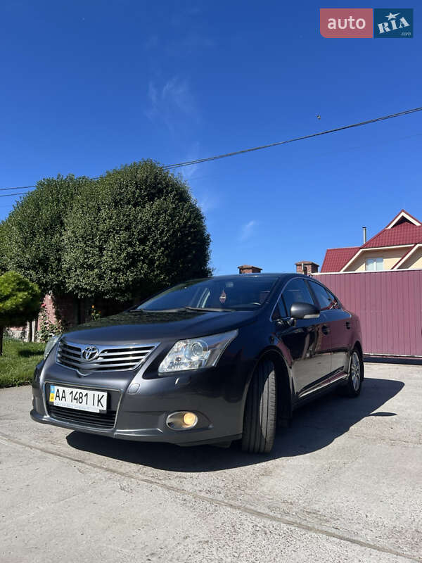 Toyota Avensis 2008