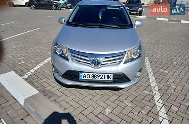 Универсал Toyota Avensis 2012 в Мукачево