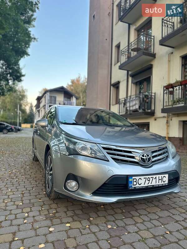 Универсал Toyota Avensis 2014 в Львове фото 2 Универсал Toyota Avensis 2014 в Львове