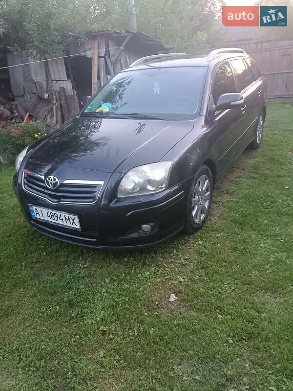 Універсал Toyota Avensis 2008 в Києві