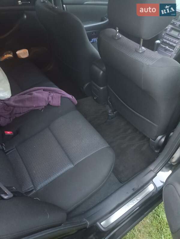 Універсал Toyota Avensis 2008 в Києві