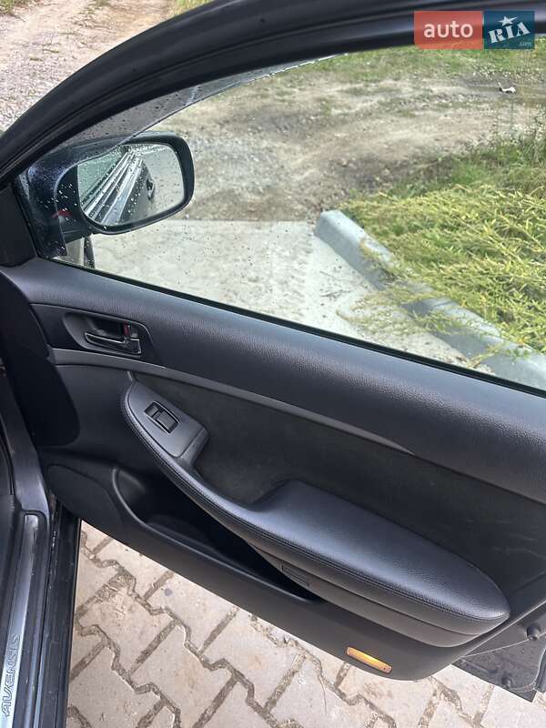 Универсал Toyota Avensis 2007 в Львове