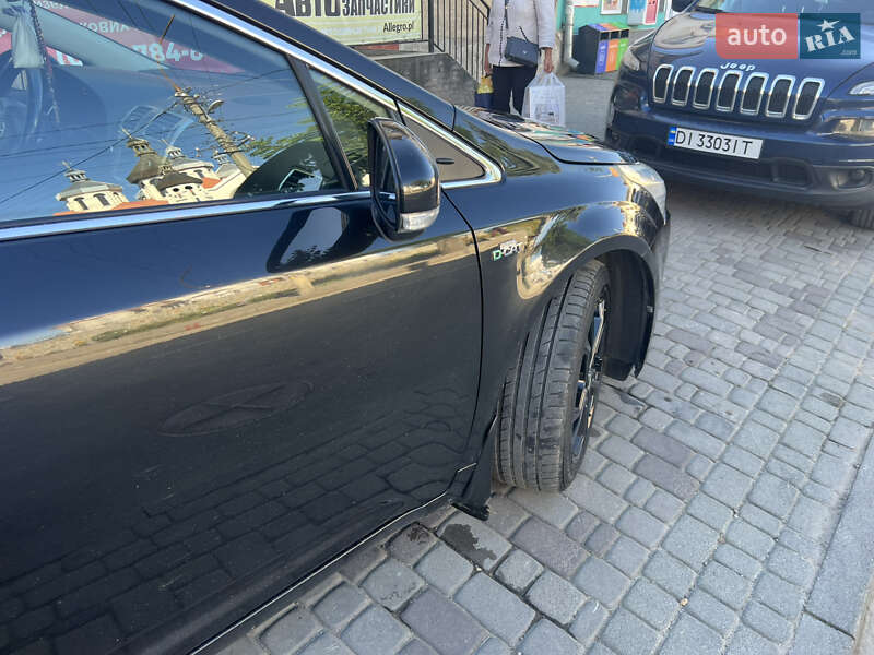 Универсал Toyota Avensis 2012 в Львове