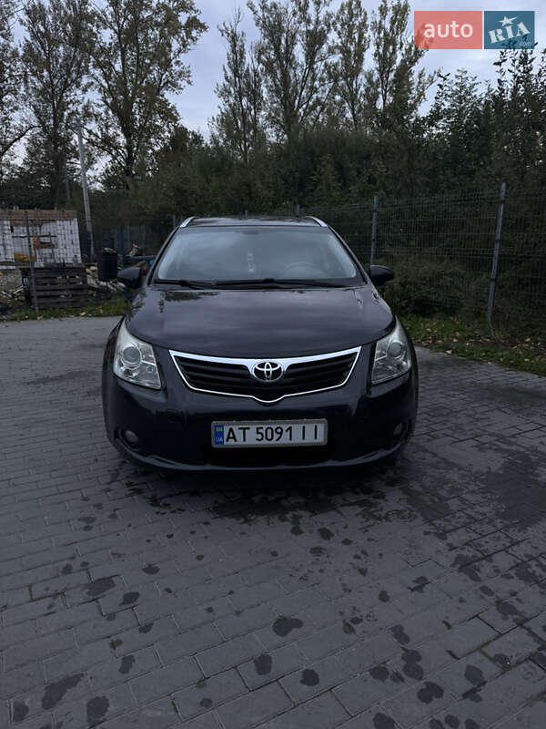 Універсал Toyota Avensis 2010 в Івано-Франківську фото 2 Універсал Toyota Avensis 2010 в Івано-Франківську