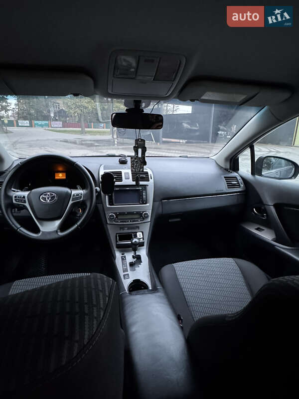 Універсал Toyota Avensis 2010 в Івано-Франківську фото 23 Універсал Toyota Avensis 2010 в Івано-Франківську