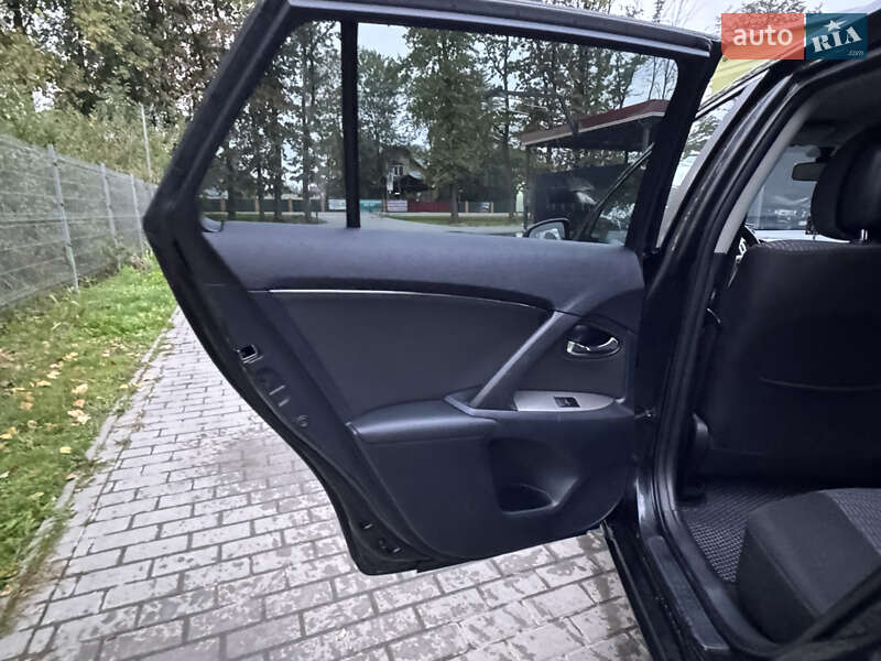 Універсал Toyota Avensis 2010 в Івано-Франківську фото 21 Універсал Toyota Avensis 2010 в Івано-Франківську