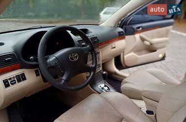Универсал Toyota Avensis 2003 в 