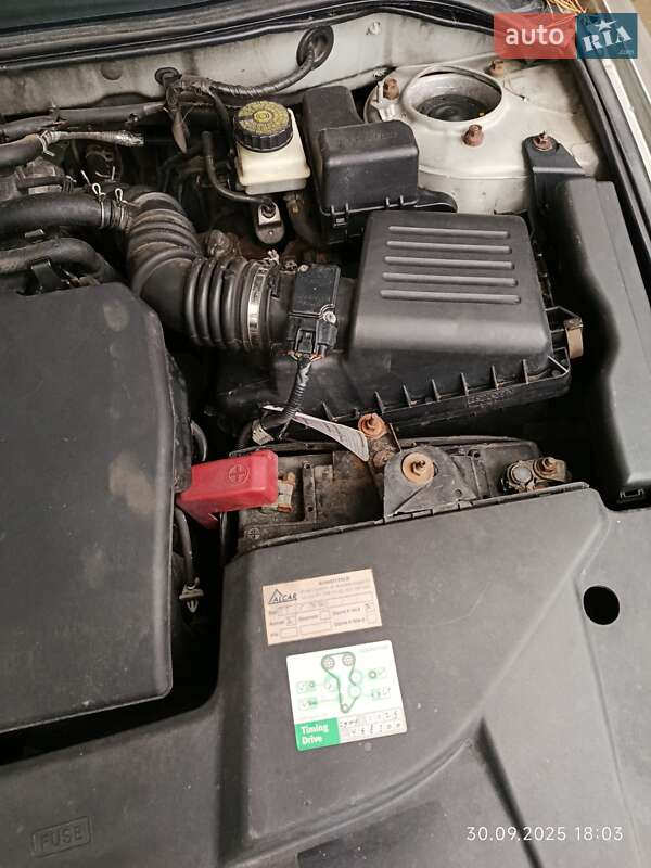 Лифтбек Toyota Avensis 2004 в Старых Петровцах фото 16 Лифтбек Toyota Avensis 2004 в Старых Петровцах