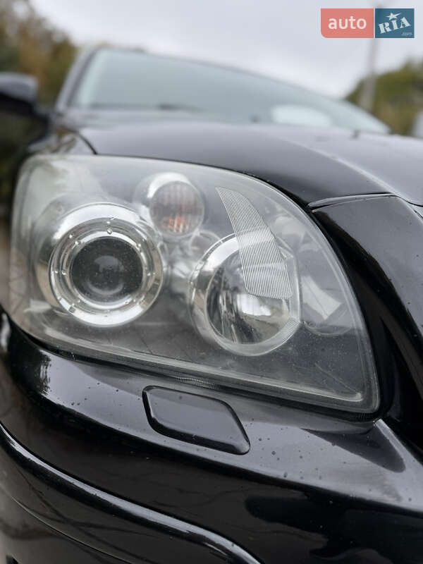 Седан Toyota Avensis 2008 в Харькове