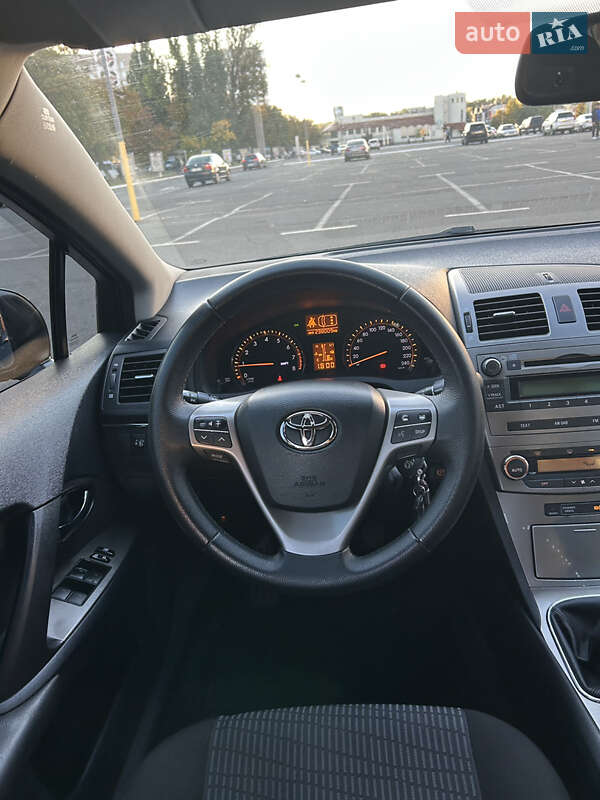 Седан Toyota Avensis 2010 в Броварах фото 16 Седан Toyota Avensis 2010 в Броварах
