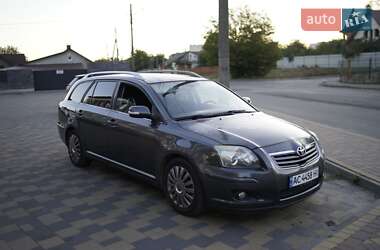 Універсал Toyota Avensis 2006 в Володимирі