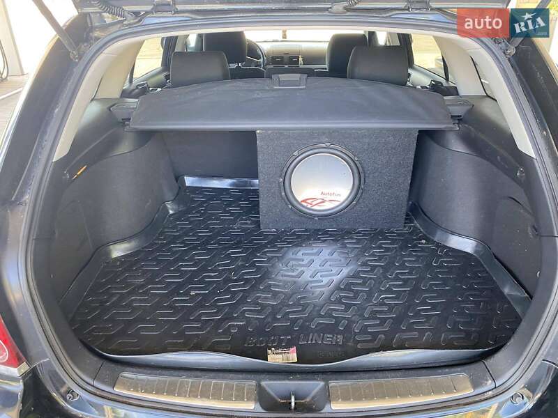 Универсал Toyota Avensis 2006 в Николаеве