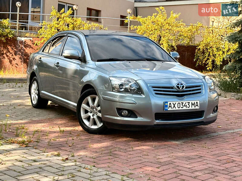 Toyota Avensis 2008
