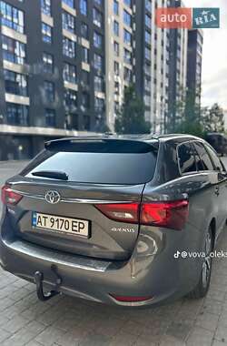Универсал Toyota Avensis 2016 в 