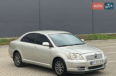 Седан Toyota Avensis 2005 в 