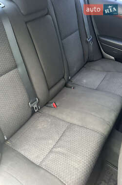 Седан Toyota Avensis 2005 в 