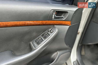 Седан Toyota Avensis 2008 в 