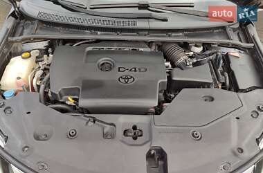 Универсал Toyota Avensis 2010 в 