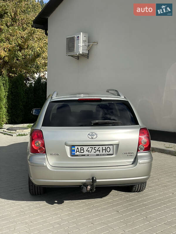 Универсал Toyota Avensis 2007 в Могилев-Подольске