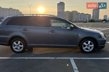 Универсал Toyota Avensis 2004 в 