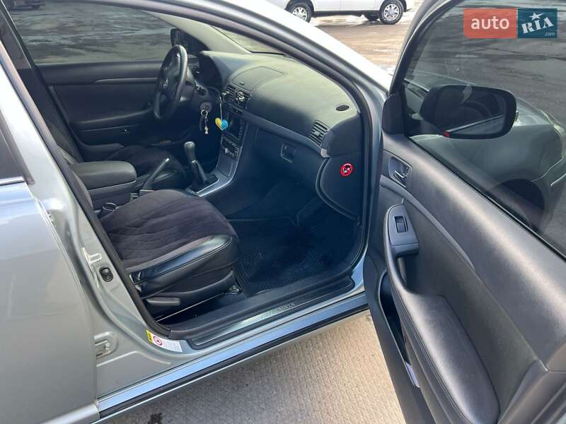 Універсал Toyota Avensis 2007 в Кучургані