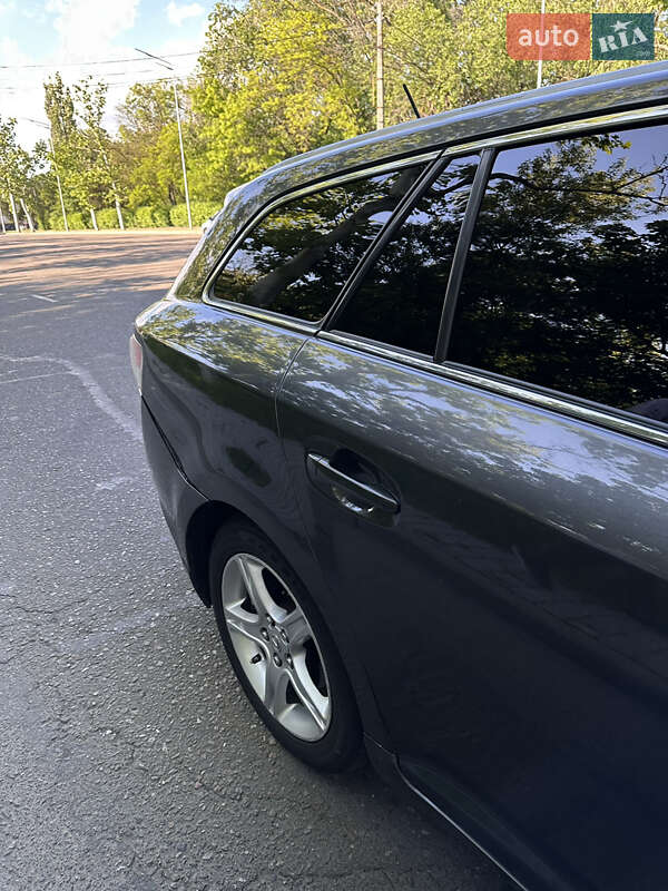 Універсал Toyota Avensis 2011 в Одесі