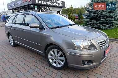 Універсал Toyota Avensis 2007 в Сарнах