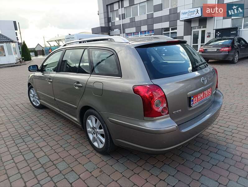 Универсал Toyota Avensis 2007 в Сарнах
