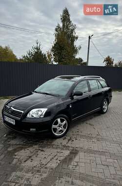 Універсал Toyota Avensis 2004 в Шептицькому