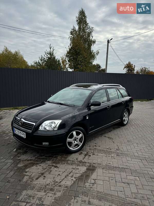 Універсал Toyota Avensis 2004 в Шептицькому