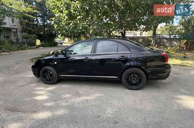 Седан Toyota Avensis 2003 в 