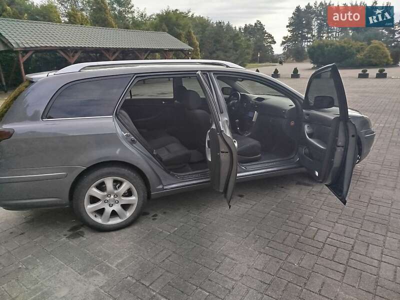 Универсал Toyota Avensis 2003 в Яворове фото 17 Универсал Toyota Avensis 2003 в Яворове
