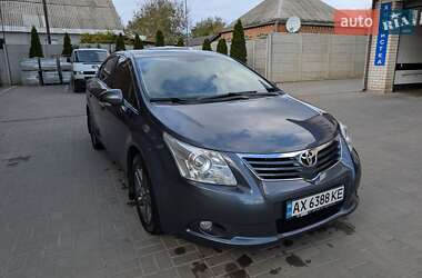 Седан Toyota Avensis 2010 в Харкові