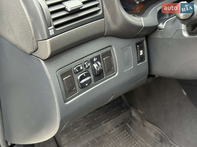 Седан Toyota Avensis 2005 в Днепре фото 40 Седан Toyota Avensis 2005 в Днепре