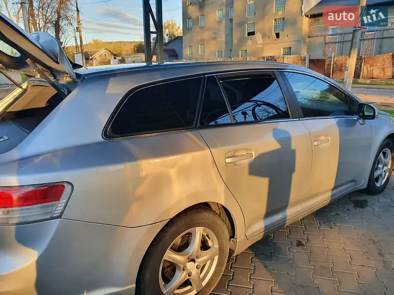Toyota Avensis 2009