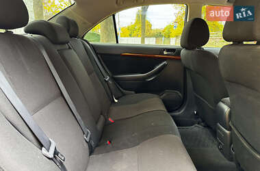 Седан Toyota Avensis 2008 в 