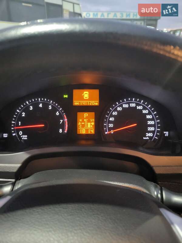 Универсал Toyota Avensis 2015 в Киеве фото 6 Универсал Toyota Avensis 2015 в Киеве