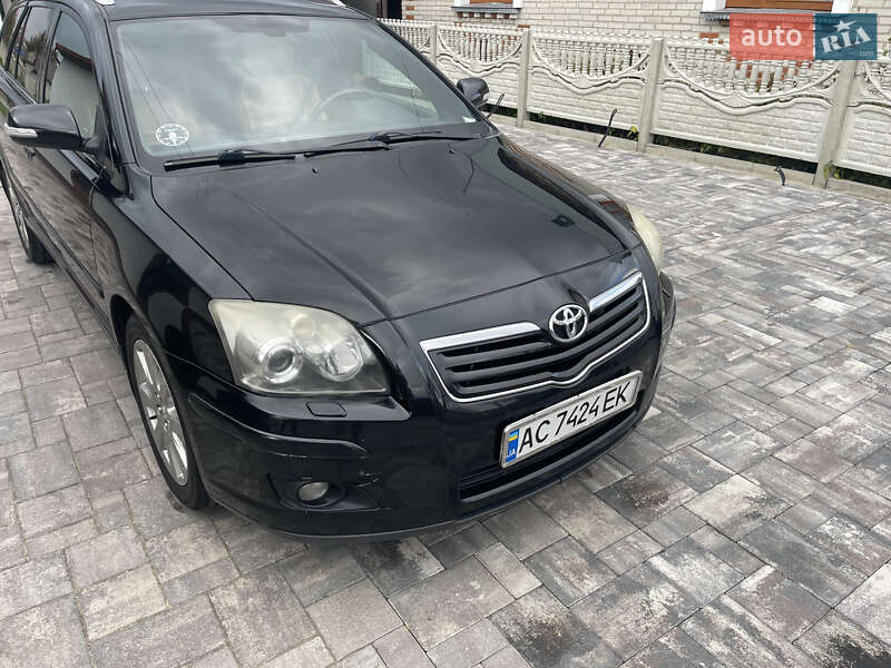 Універсал Toyota Avensis 2007 в Києві