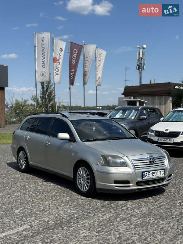 Універсал Toyota Avensis 2003 в Дніпрі