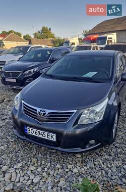 Седан Toyota Avensis 2011 в Тернополі
