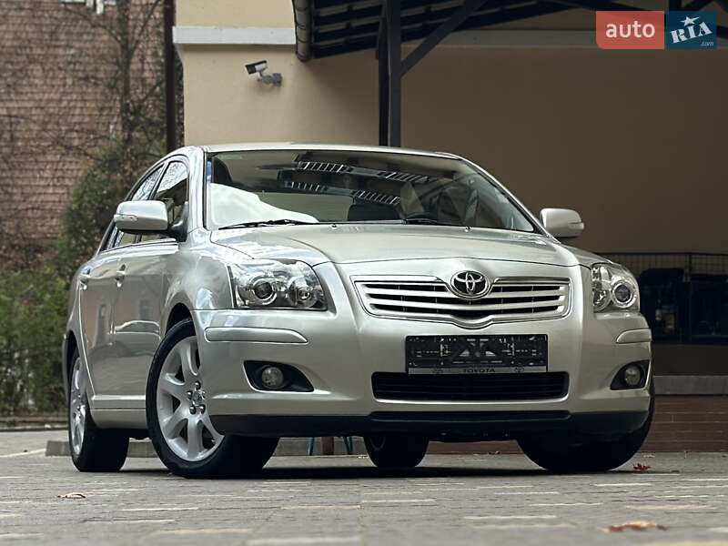 Седан Toyota Avensis 2007 в Дрогобичі