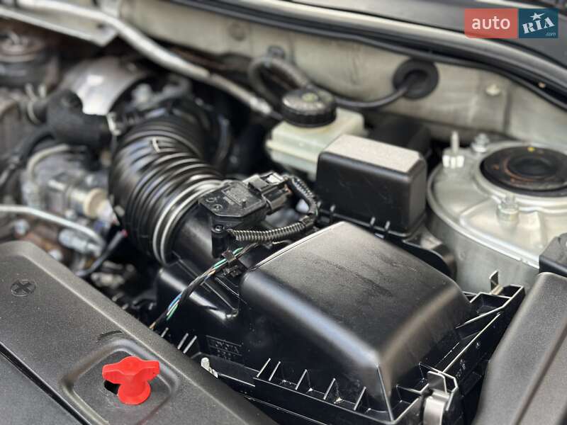 Седан Toyota Avensis 2007 в Дрогобичі