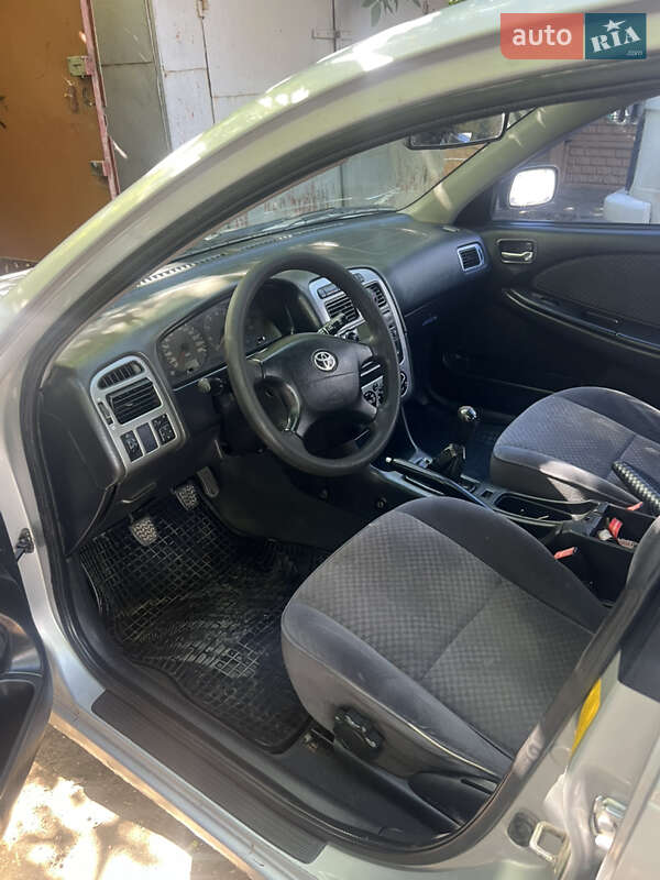 Седан Toyota Avensis 2002 в Одессе фото 4 Седан Toyota Avensis 2002 в Одессе
