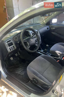 Седан Toyota Avensis 2002 в 