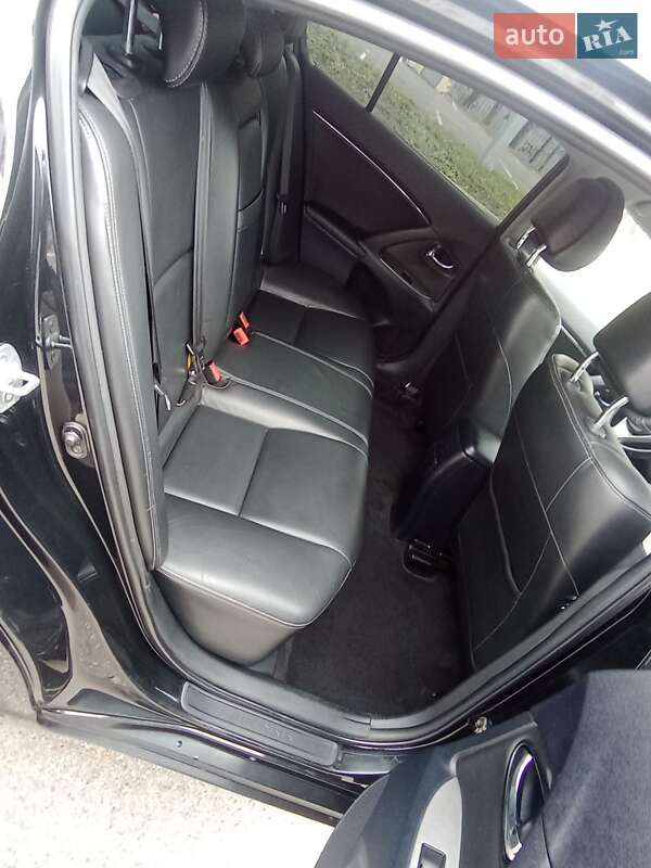 Седан Toyota Avensis 2011 в Харькове