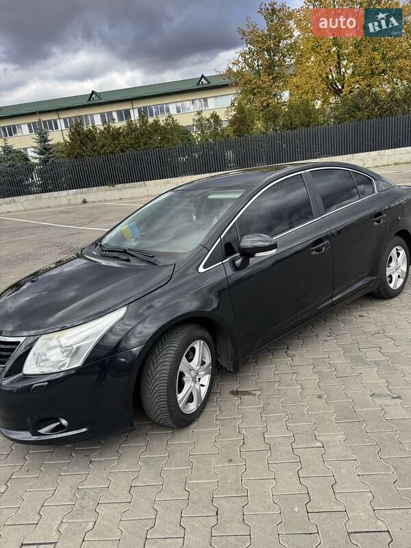 Седан Toyota Avensis 2009 в Рожище