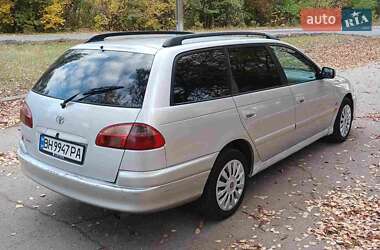 Универсал Toyota Avensis 2001 в  фото 2 Универсал Toyota Avensis 2001 в