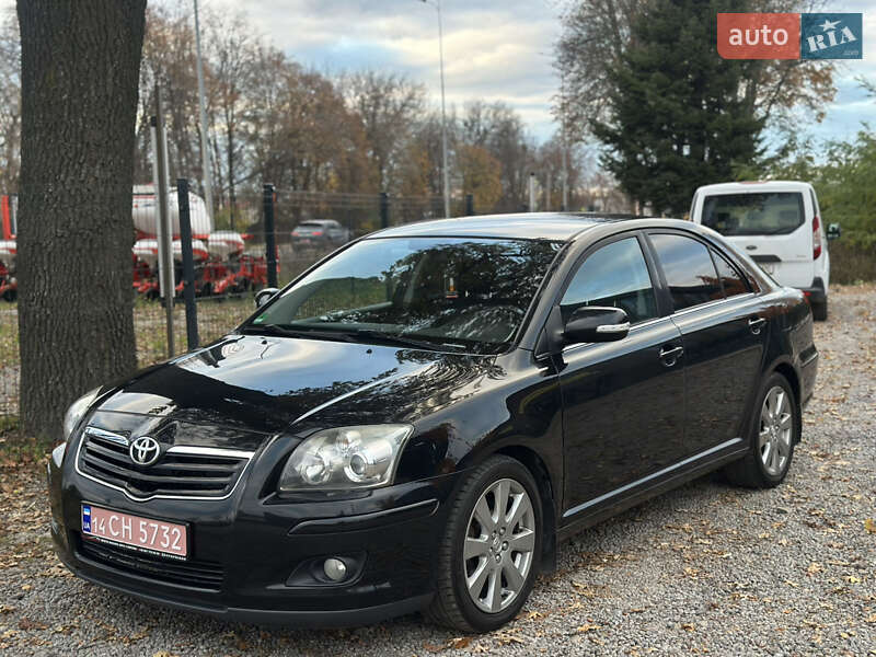 Лифтбек Toyota Avensis 2007 в Виннице